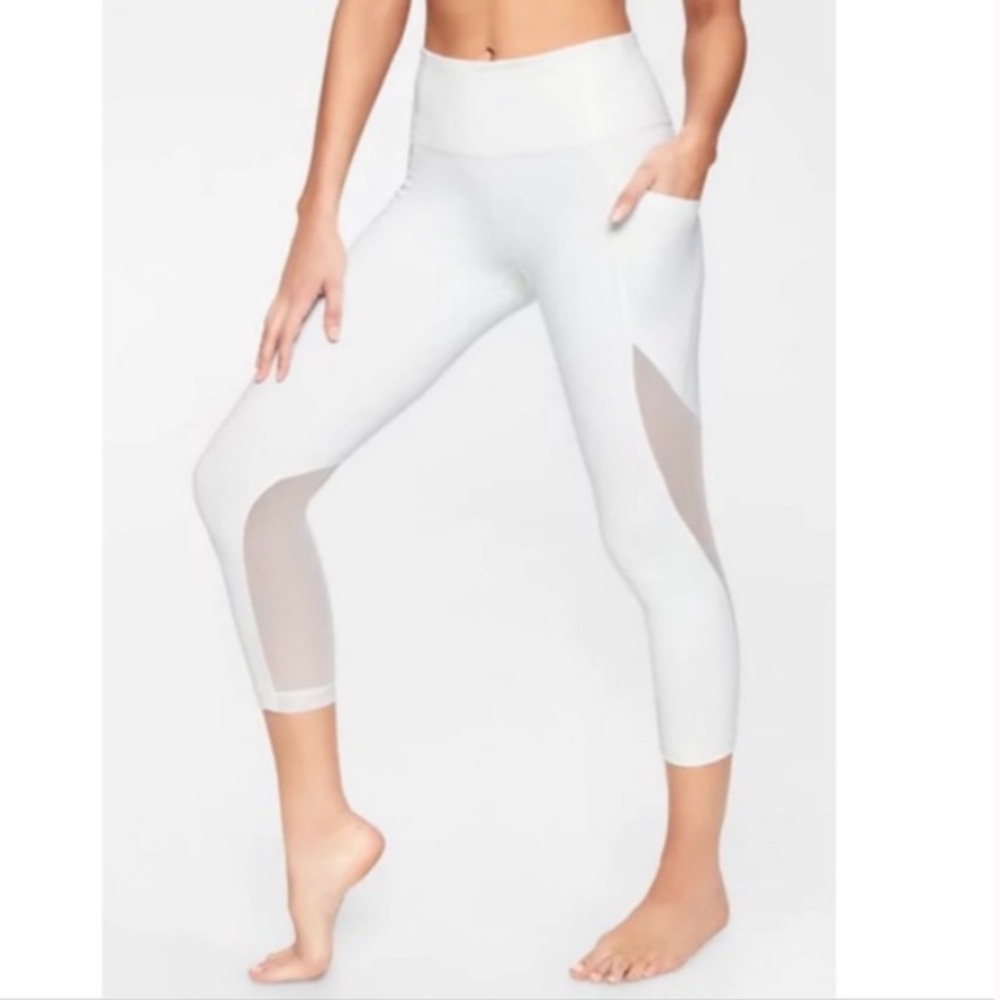 Athleta Fearless Mudra Capri Tight Leggings White - Picture 2 of 10